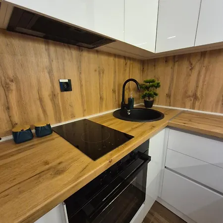 Zira 아파트 브라네